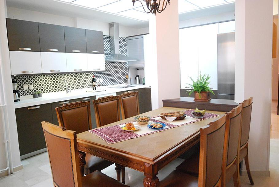 Heraklion Center Boutique 3 Bedroom Apartment Penelope Exterior foto
